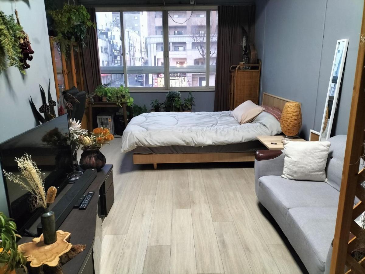 Backstage Party Hostel & Bar Osaka Exterior photo
